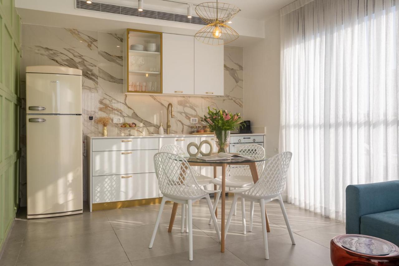 Apartment Yalarent Flora- Designed 1br Penthouse In Florentin